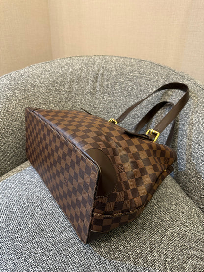 Louis Vuitton Hampstead MM Tote Bag in Damier Ebene
