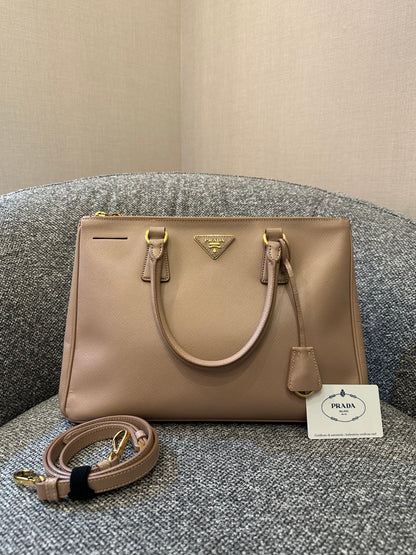 Prada Saffiano Lux Galleria Double Zip Handbag in Light Pink