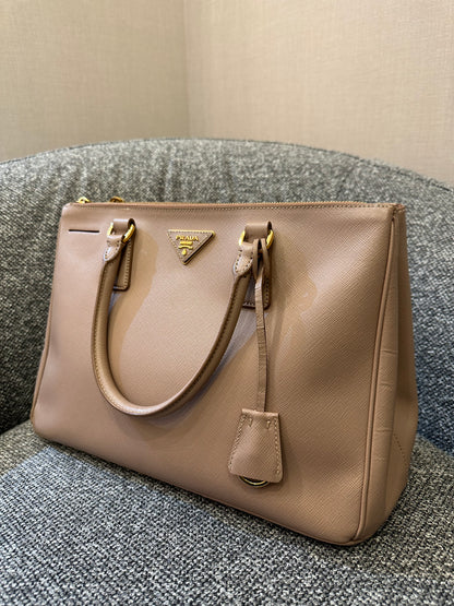 Prada Saffiano Lux Galleria Double Zip Handbag in Light Pink