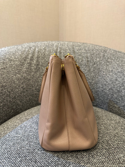 Prada Saffiano Lux Galleria Double Zip Handbag in Light Pink