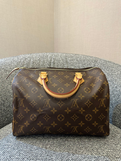 Louis Vuitton Speedy 30 in Monogram Canvas