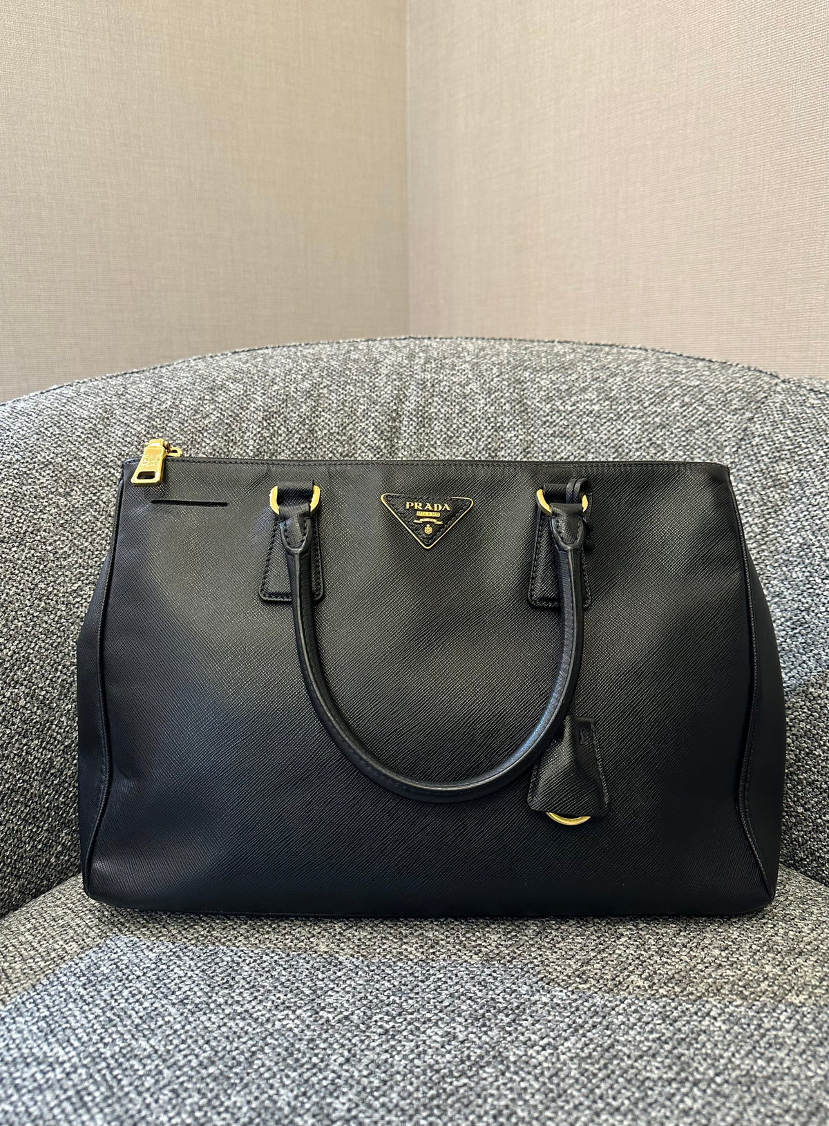 Prada Galleria Saffiano Leather Double Zip Tote Bag in Black