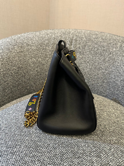 Louis Vuitton New Wave Chain Tote in Black Quilted Calfskin Leather