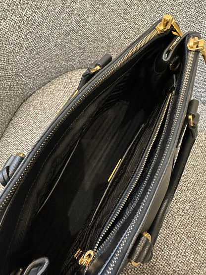 Prada Galleria Saffiano Leather Double Zip Tote Bag in Black