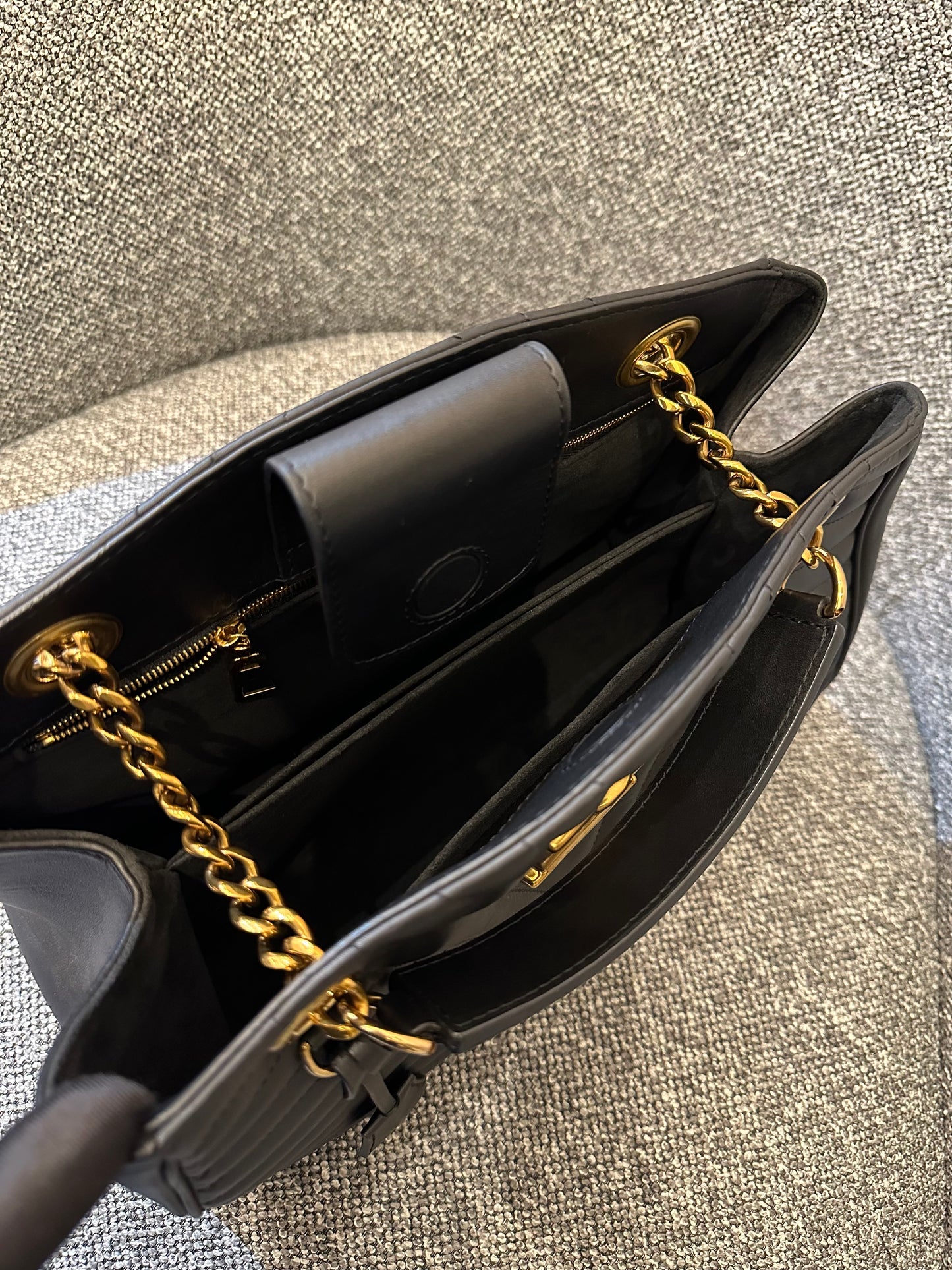 Louis Vuitton New Wave Chain Tote in Black Quilted Calfskin Leather