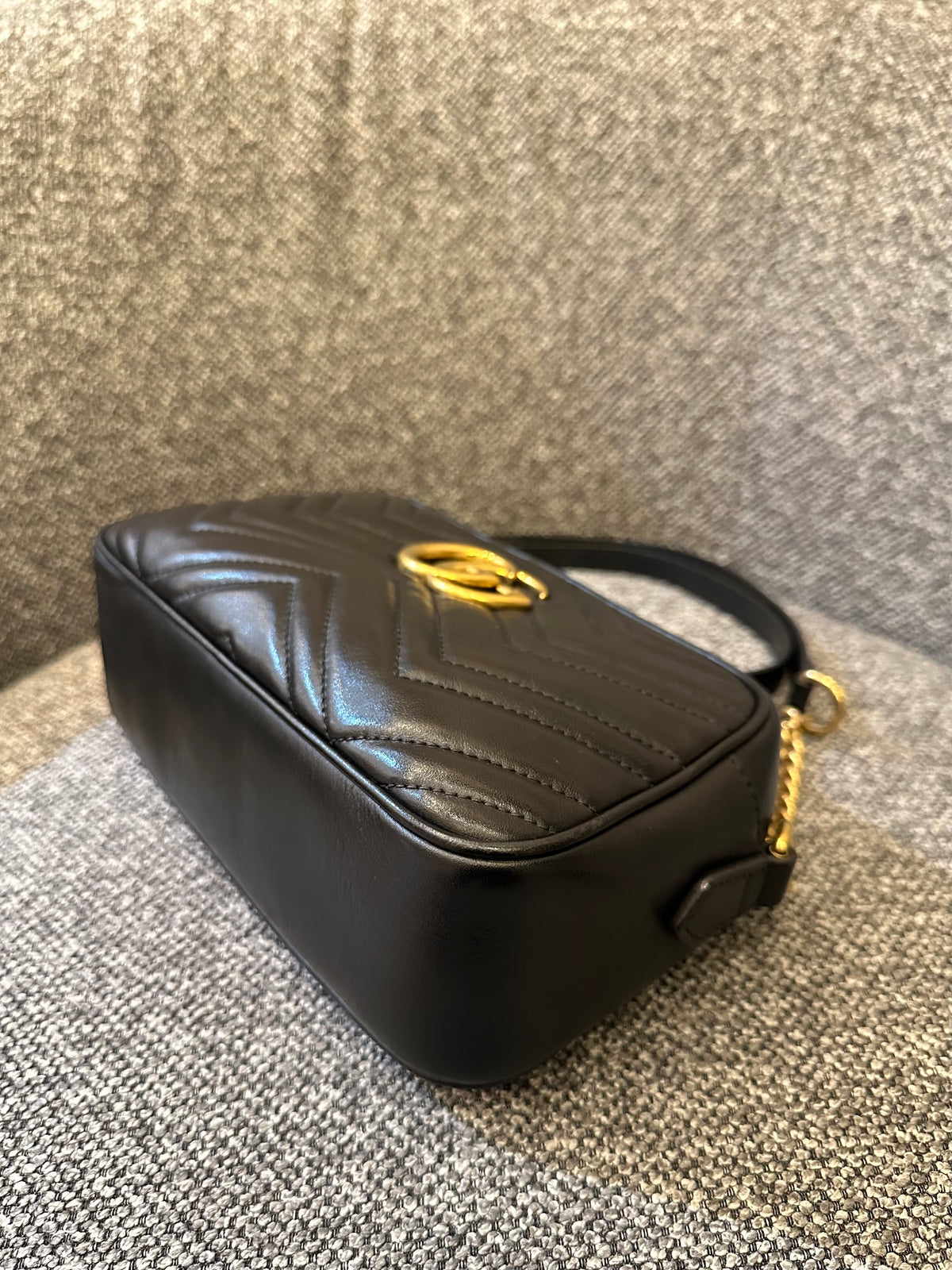 Gucci GG Marmont Small Camera Bag in Black Quilted Leather
