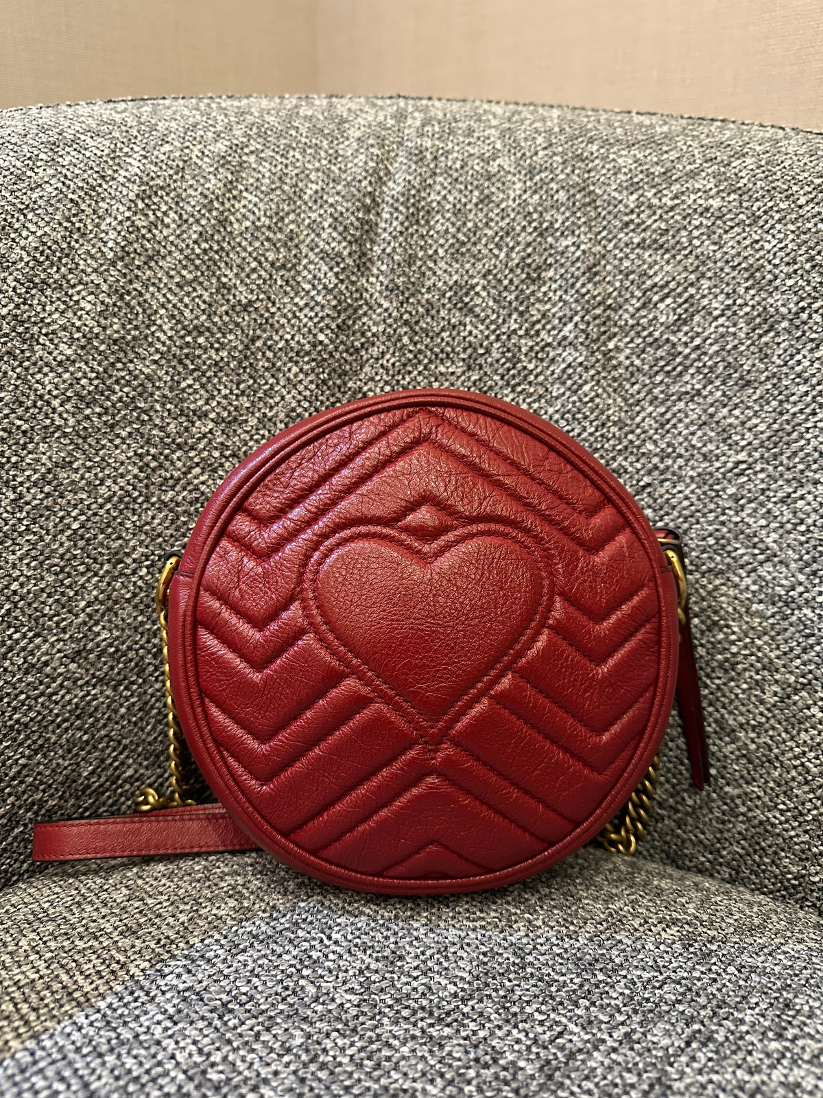 Gucci GG Marmont Round Mini Crossbody Bag in Red Quilted Leather