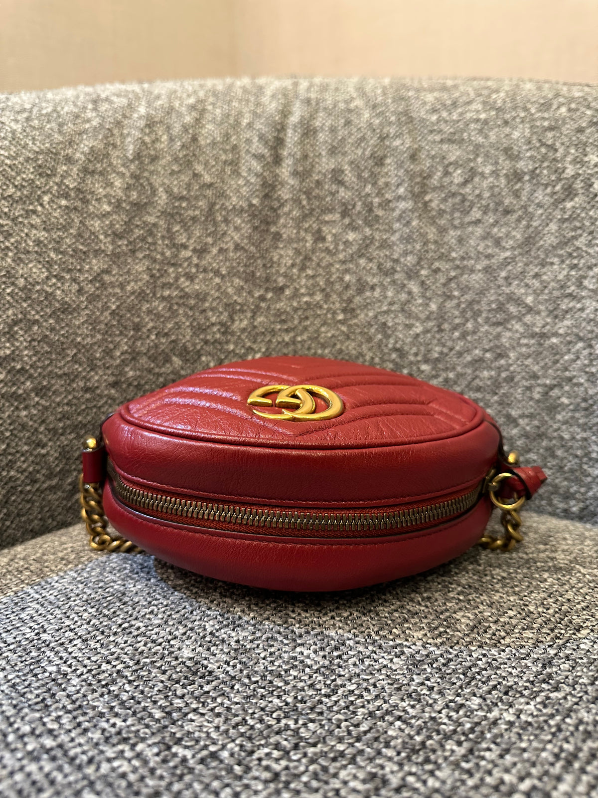 Gucci GG Marmont Round Mini Crossbody Bag in Red Quilted Leather