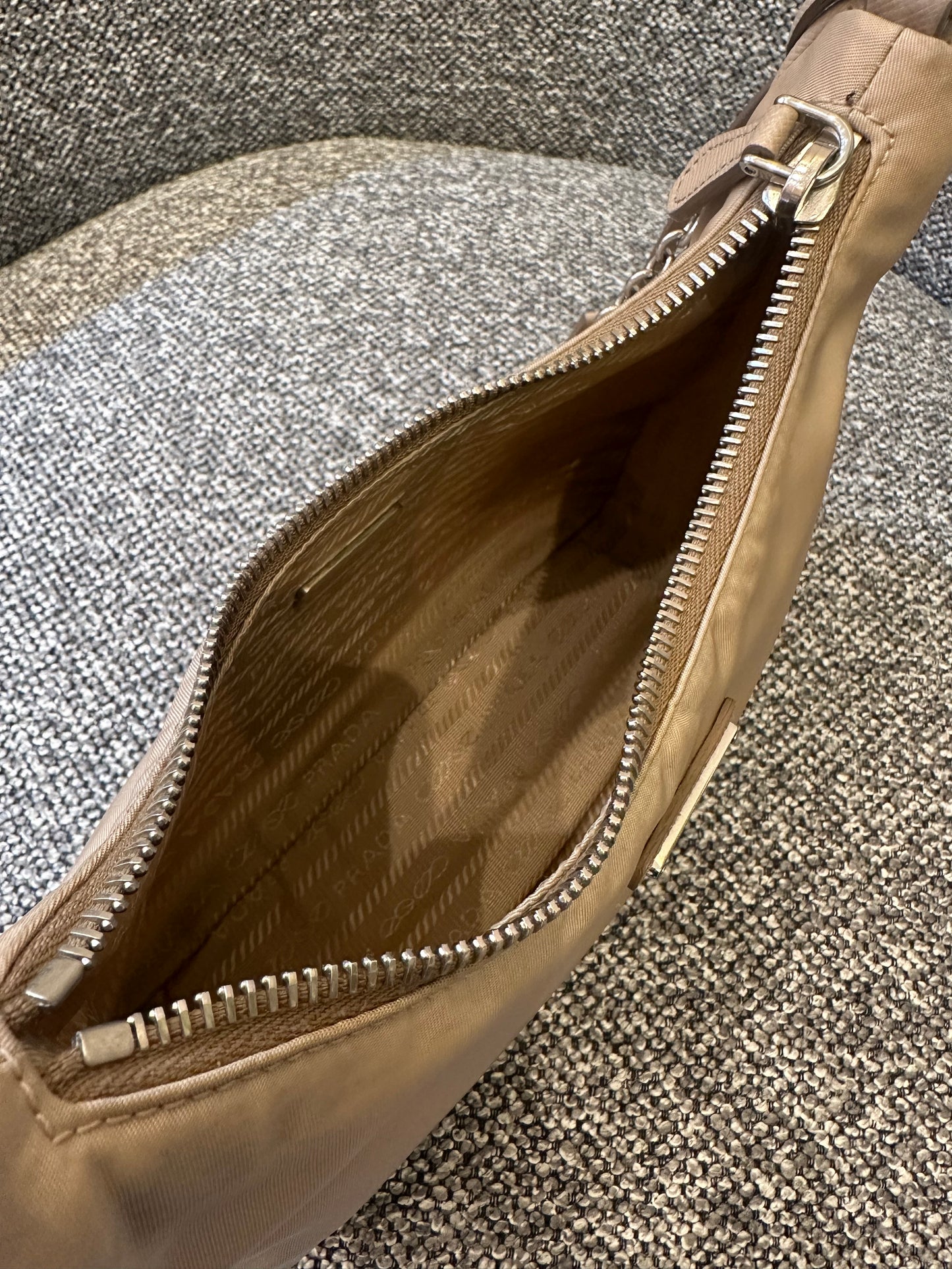 Prada Re-Edition 2005 Mini Hobo Bag in Beige