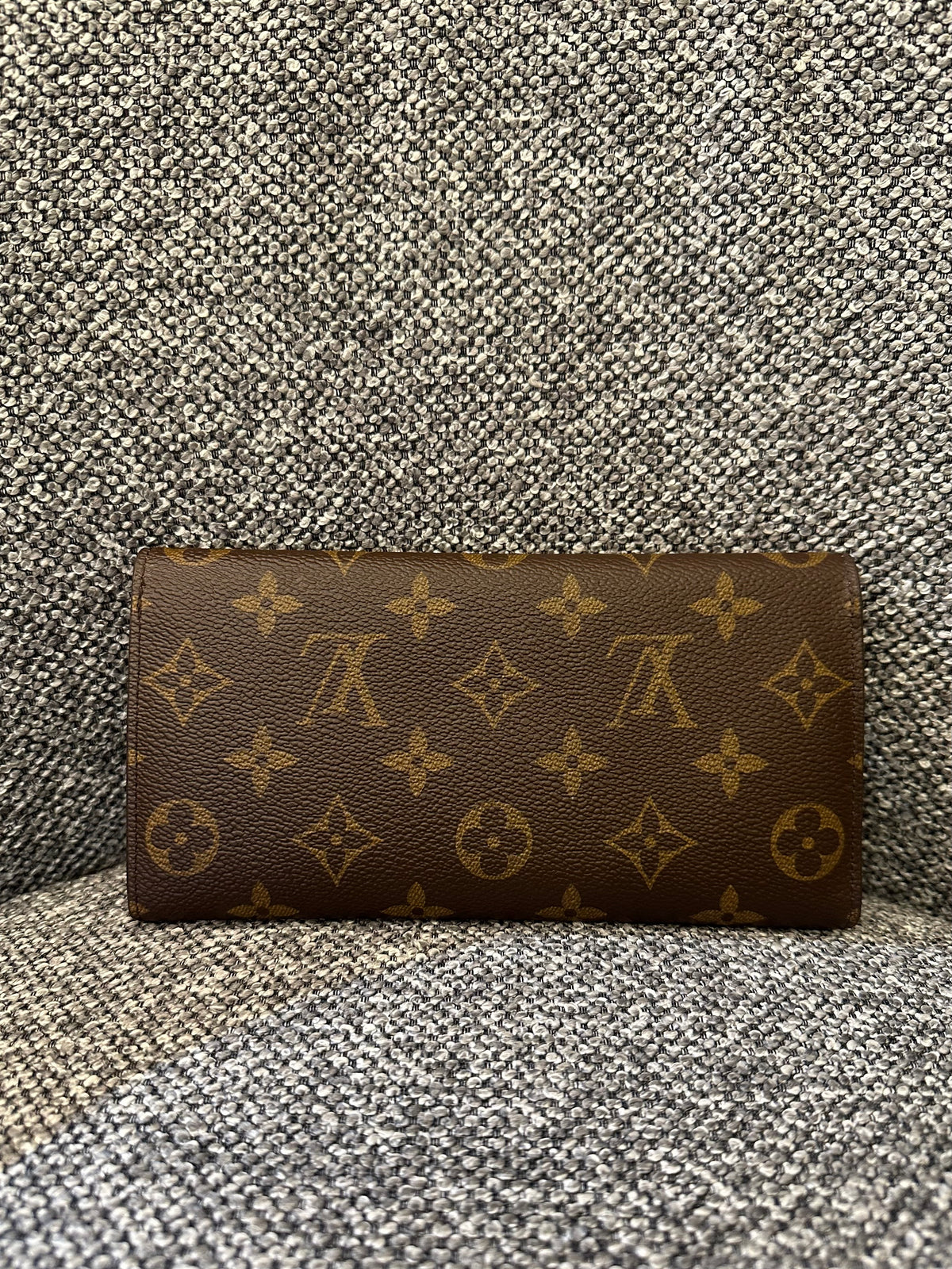 Louis Vuitton Josephine Wallet in Monogram Canvas