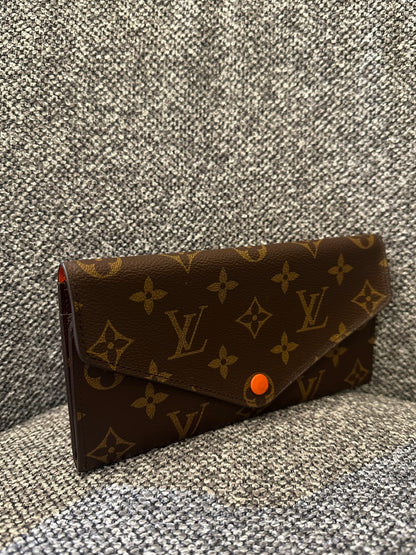Louis Vuitton Josephine Wallet in Monogram Canvas