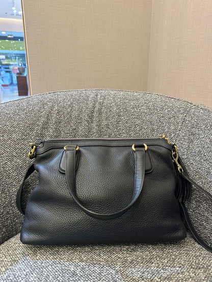 Gucci Soho Top Handle Bag in Black Grained Leather