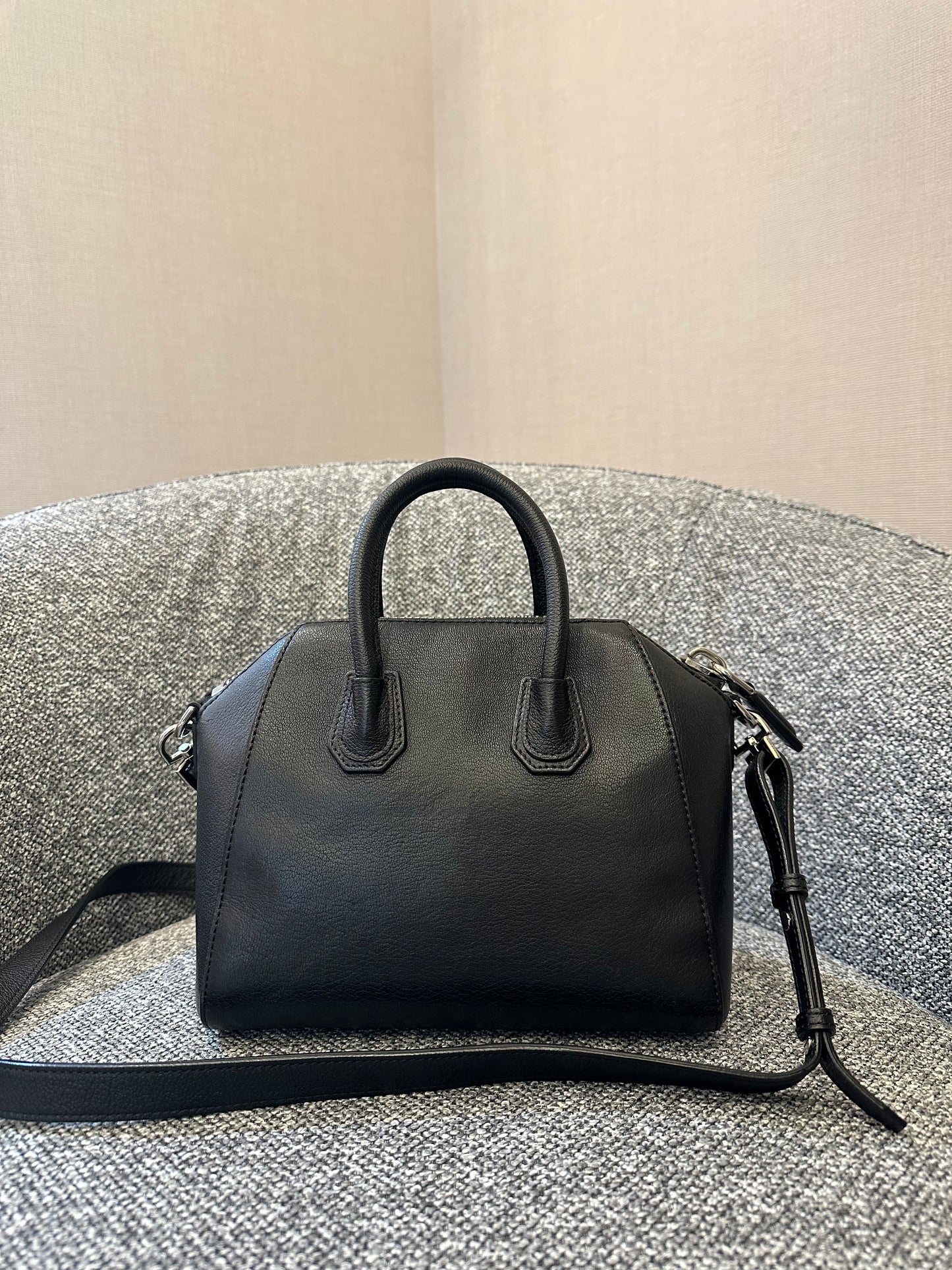Givenchy Antigona Satchel in Black Leather
