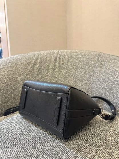 Givenchy Antigona Satchel in Black Leather