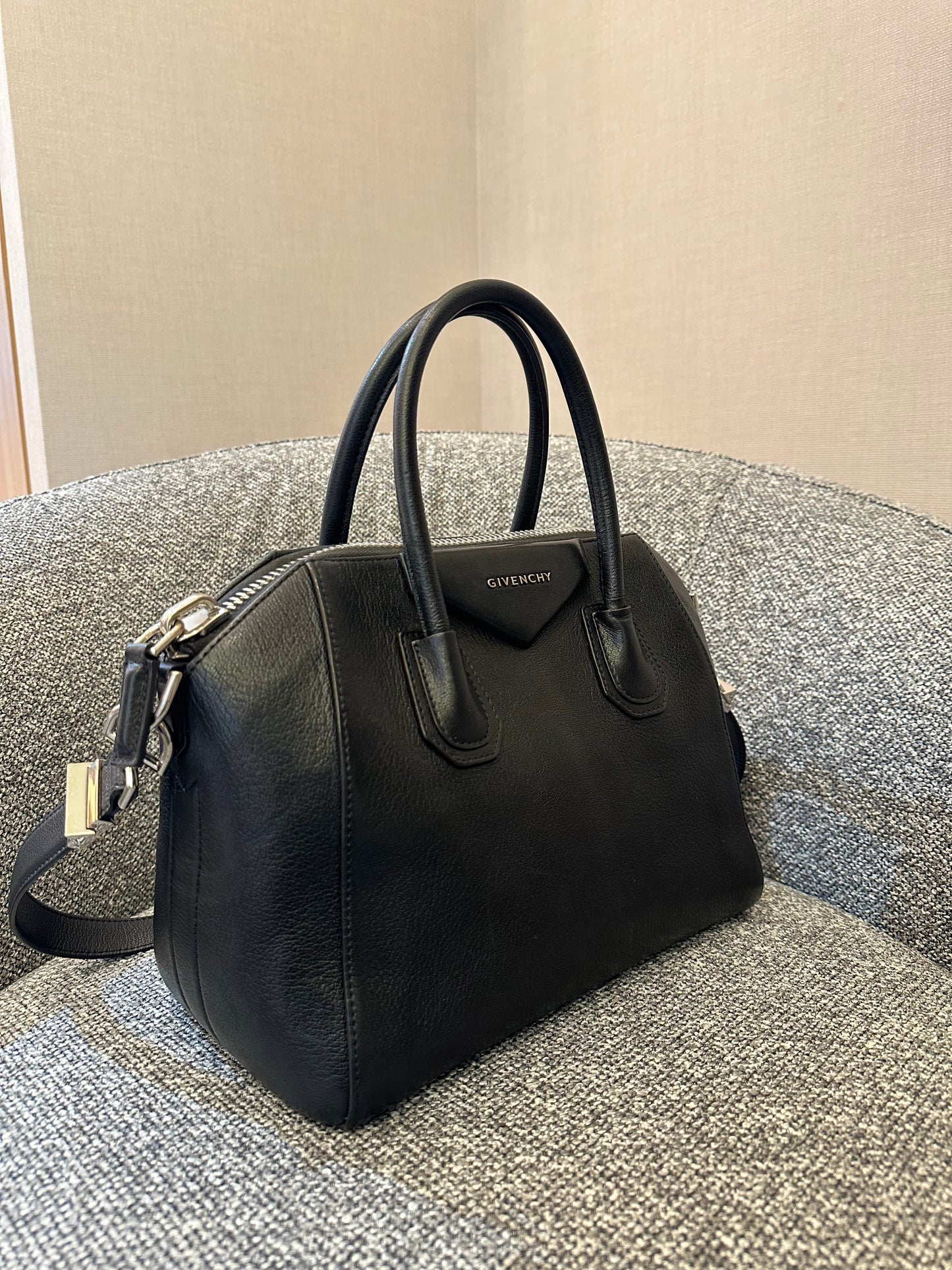 Givenchy Antigona Small Satchel in Black Leather
