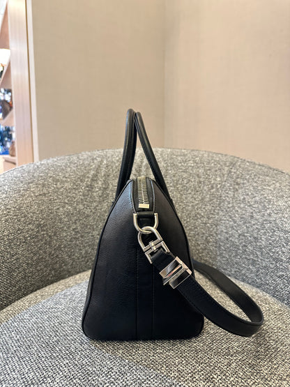 Givenchy Antigona Small Satchel in Black Leather