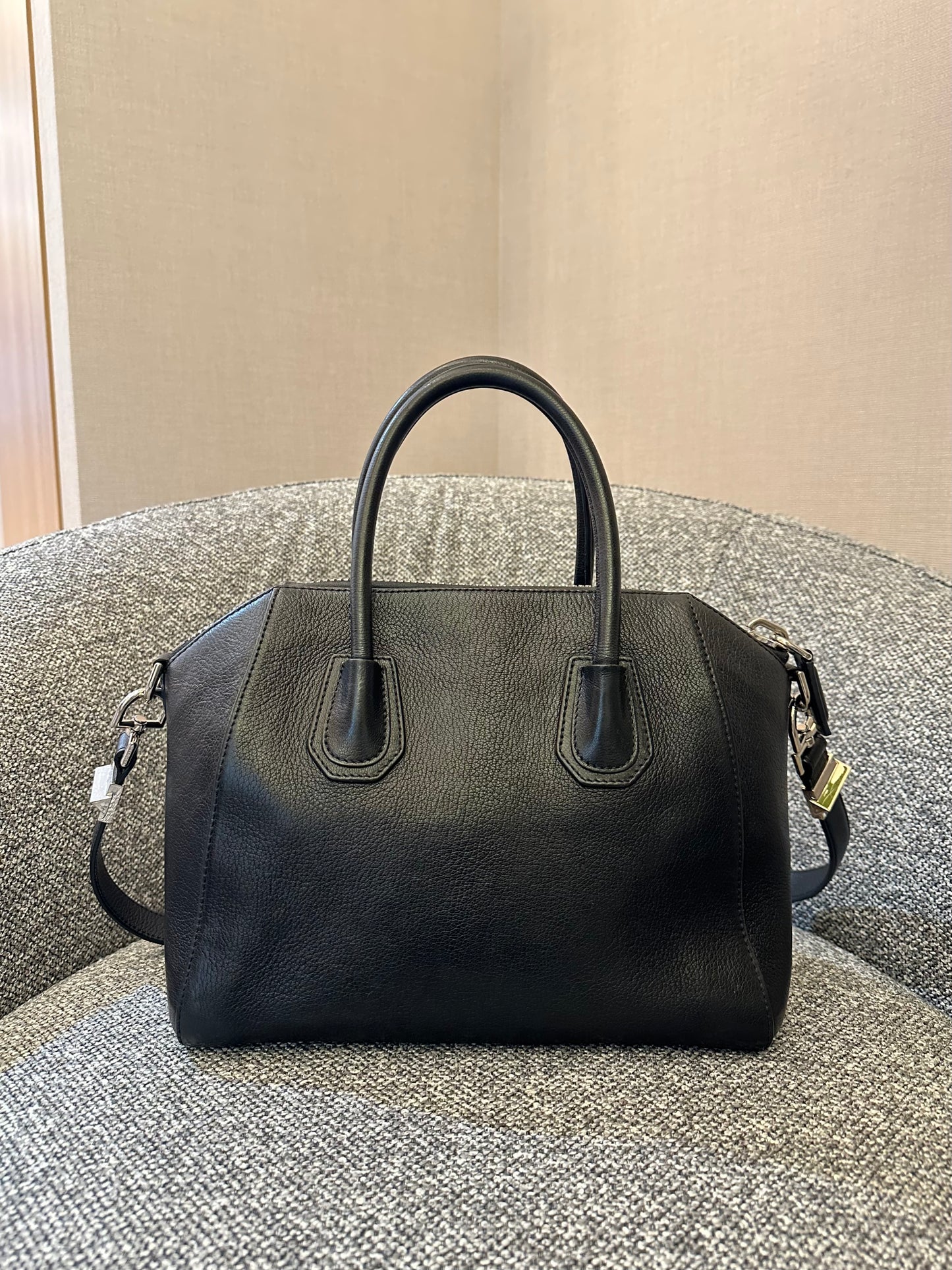 Givenchy Antigona Small Satchel in Black Leather