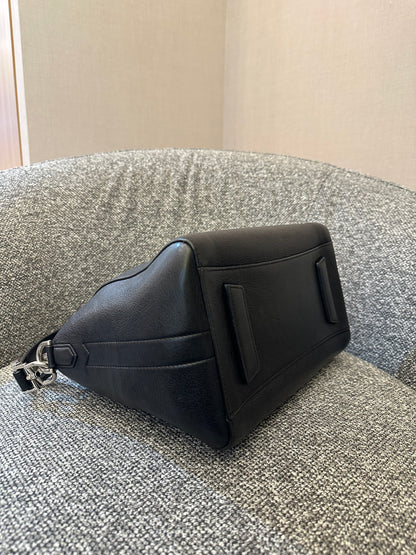 Givenchy Antigona Small Satchel in Black Leather