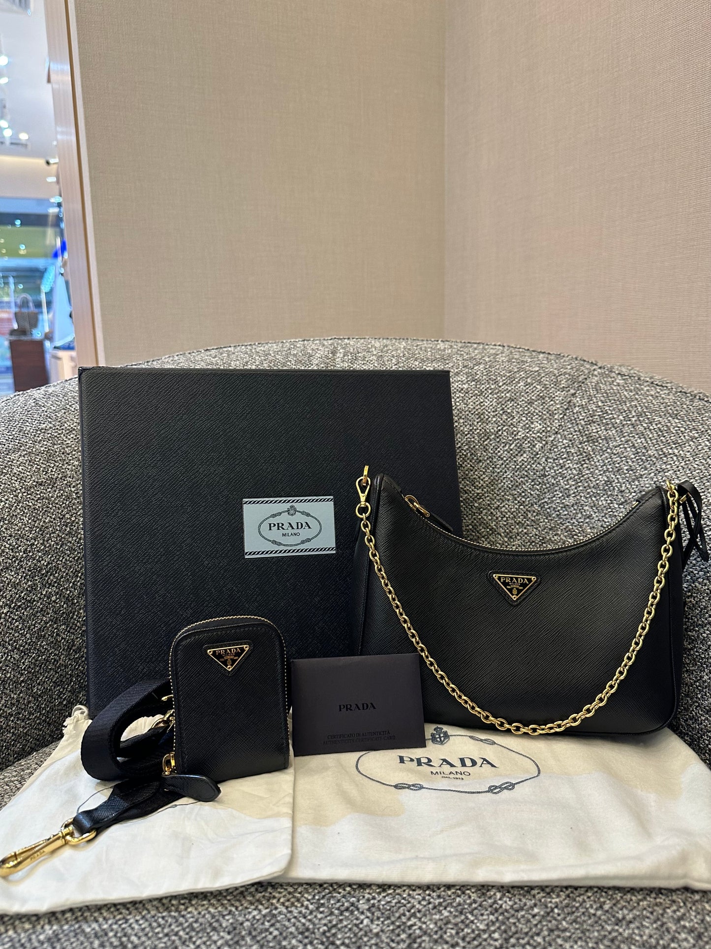 Prada Re-Edition 2005 In Black Saffiano Leather
