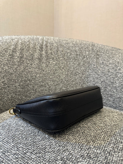 Prada Re-Edition 2005 In Black Saffiano Leather