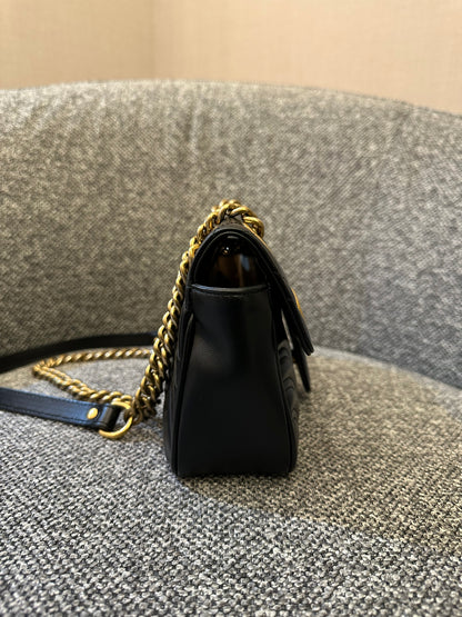 Gucci GG Marmont Matelasse Shoulder Bag in Black Leather