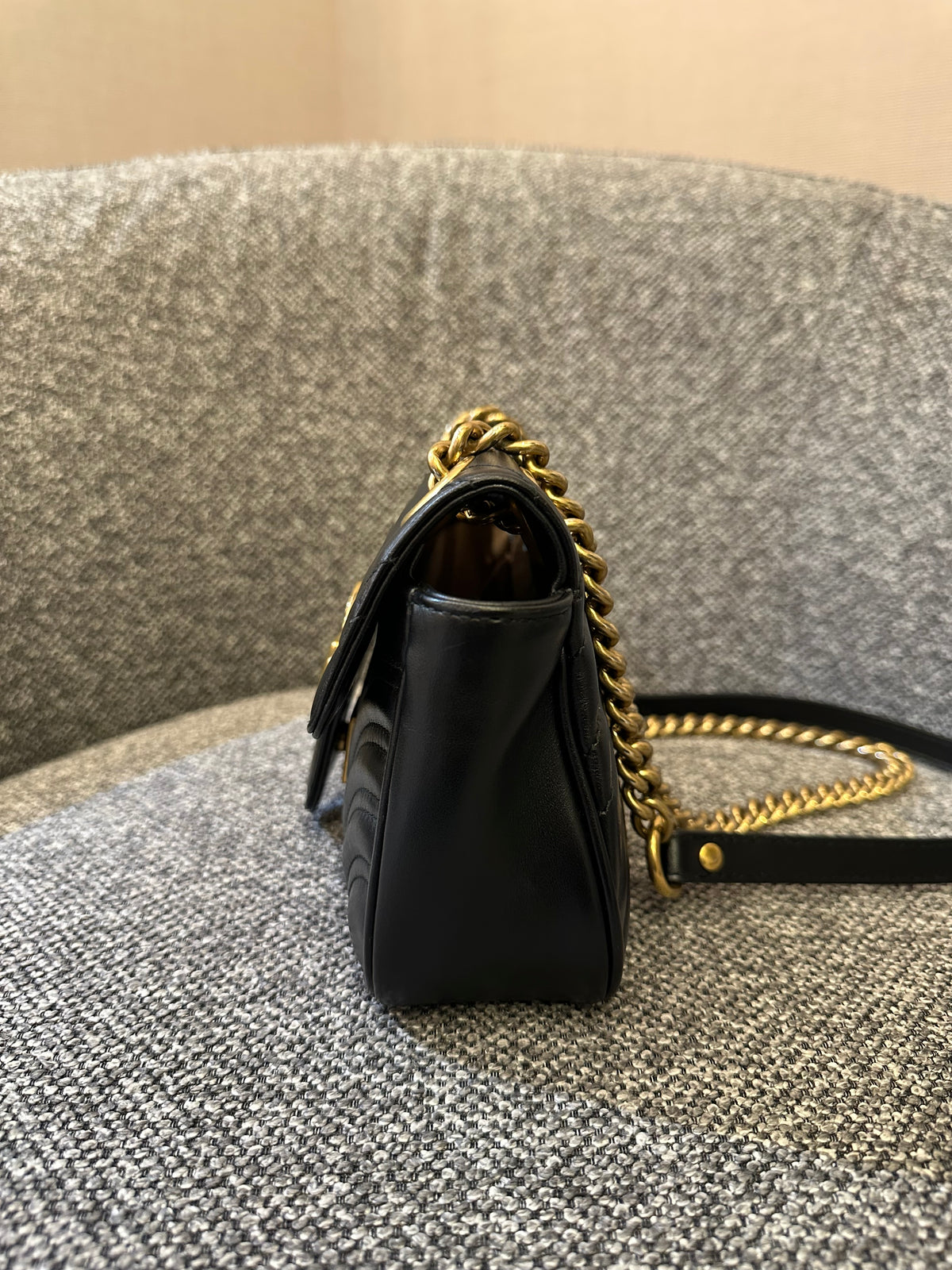 Gucci GG Marmont Matelasse Shoulder Bag in Black Leather
