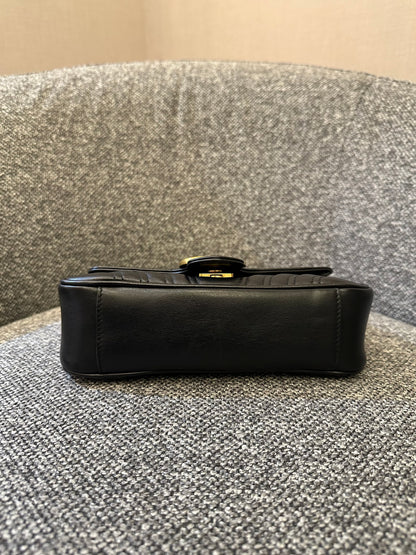 Gucci GG Marmont Matelasse Shoulder Bag in Black Leather