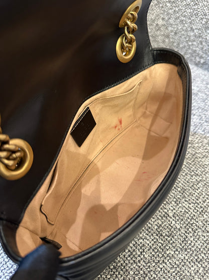Gucci GG Marmont Matelasse Shoulder Bag in Black Leather