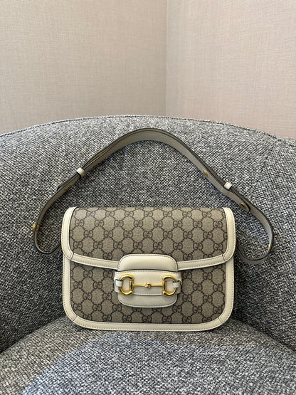 Gucci Horsebit 1955 Shoulder Bag in GG Supreme Canvas