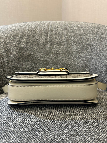 Gucci Horsebit 1955 Shoulder Bag in GG Supreme Canvas