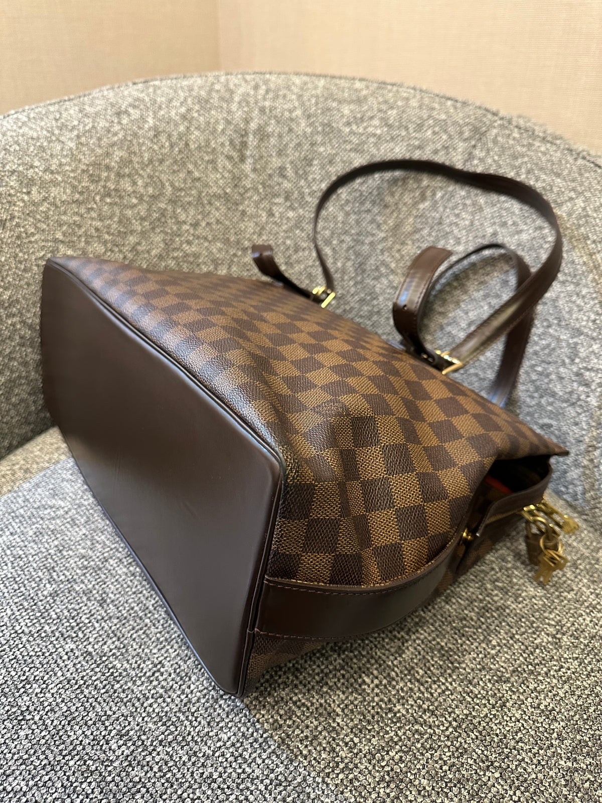 Louis Vuitton Damier Ebene Chelsea Tote Bag