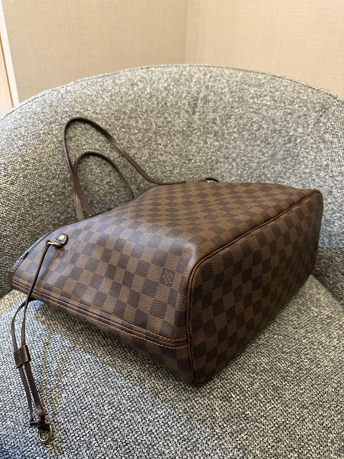 Louis Vuitton Damier Ebene Neverfull Tote Bag