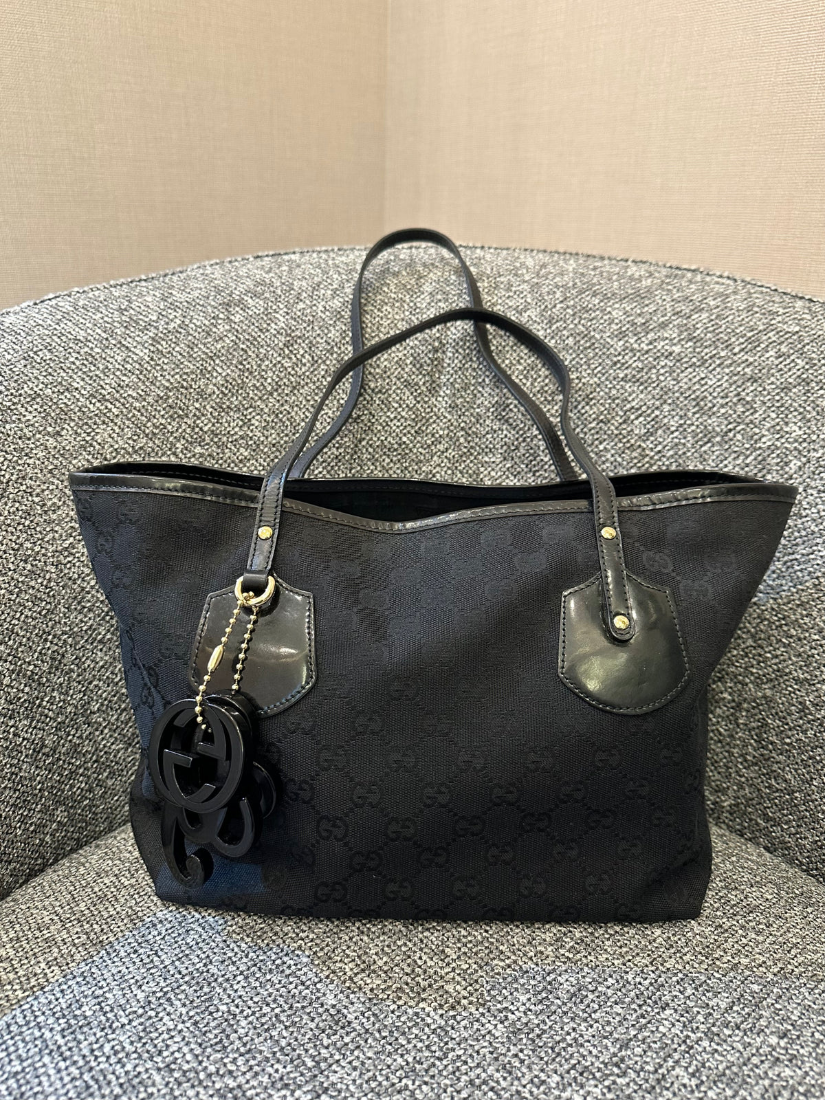 Gucci Jolie Tote Bag In Black GG Canvas