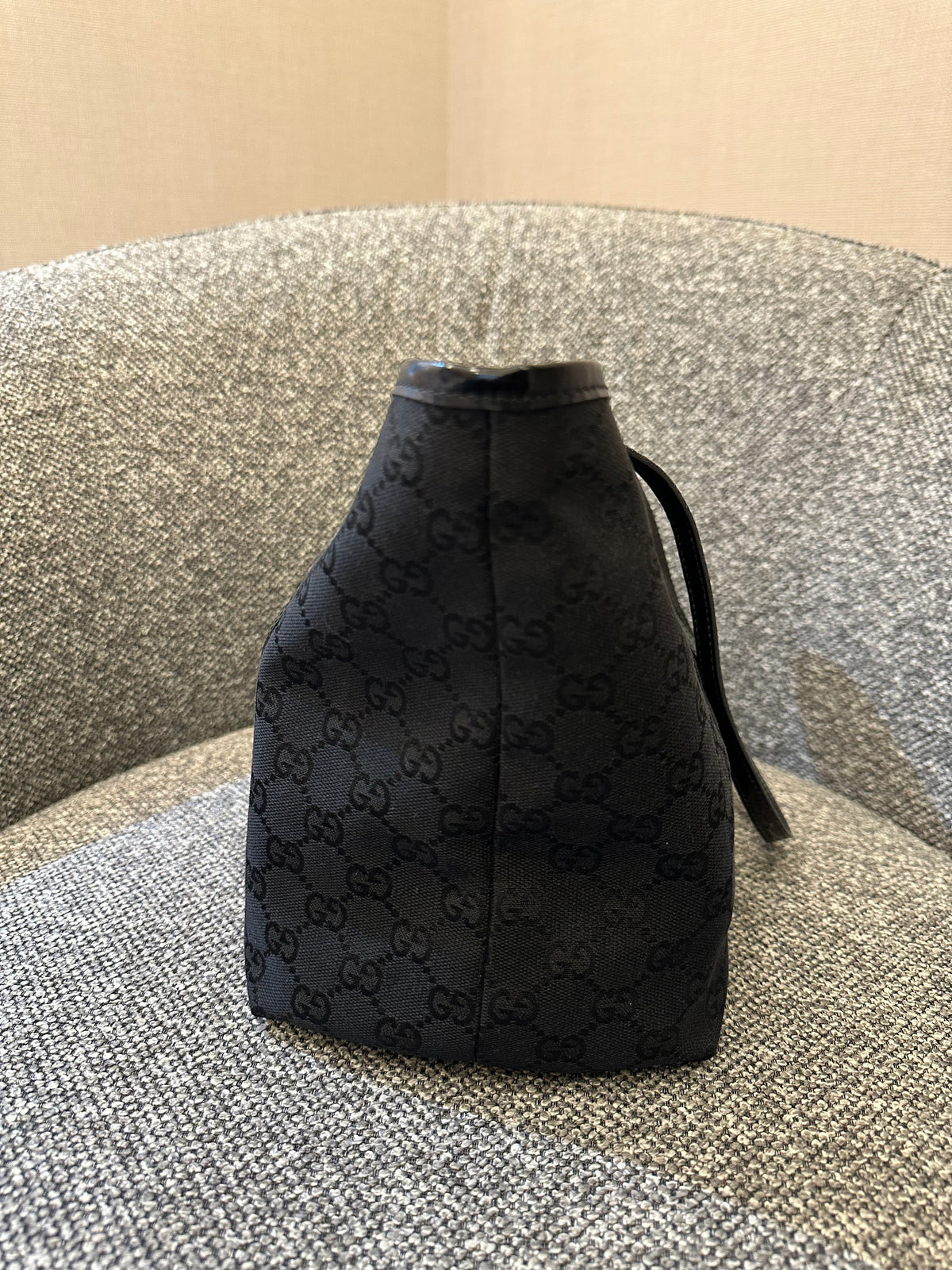 Gucci Jolie Tote Bag In Black GG Canvas