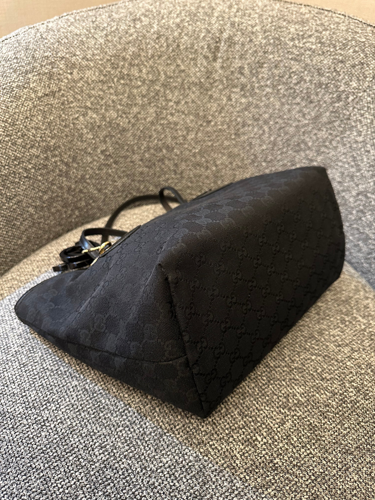 Gucci Jolie Tote Bag In Black GG Canvas
