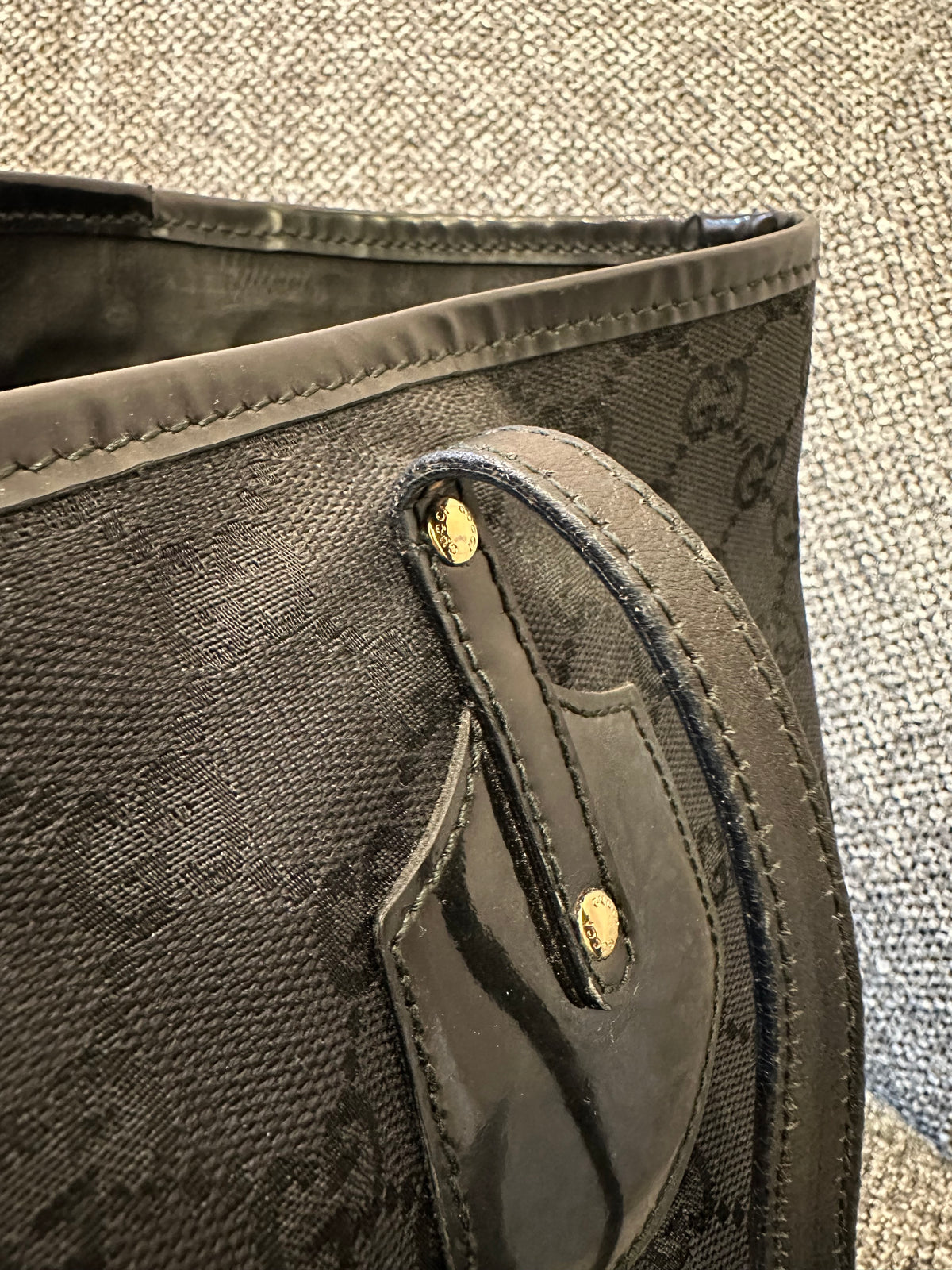 Gucci Jolie Tote Bag In Black GG Canvas