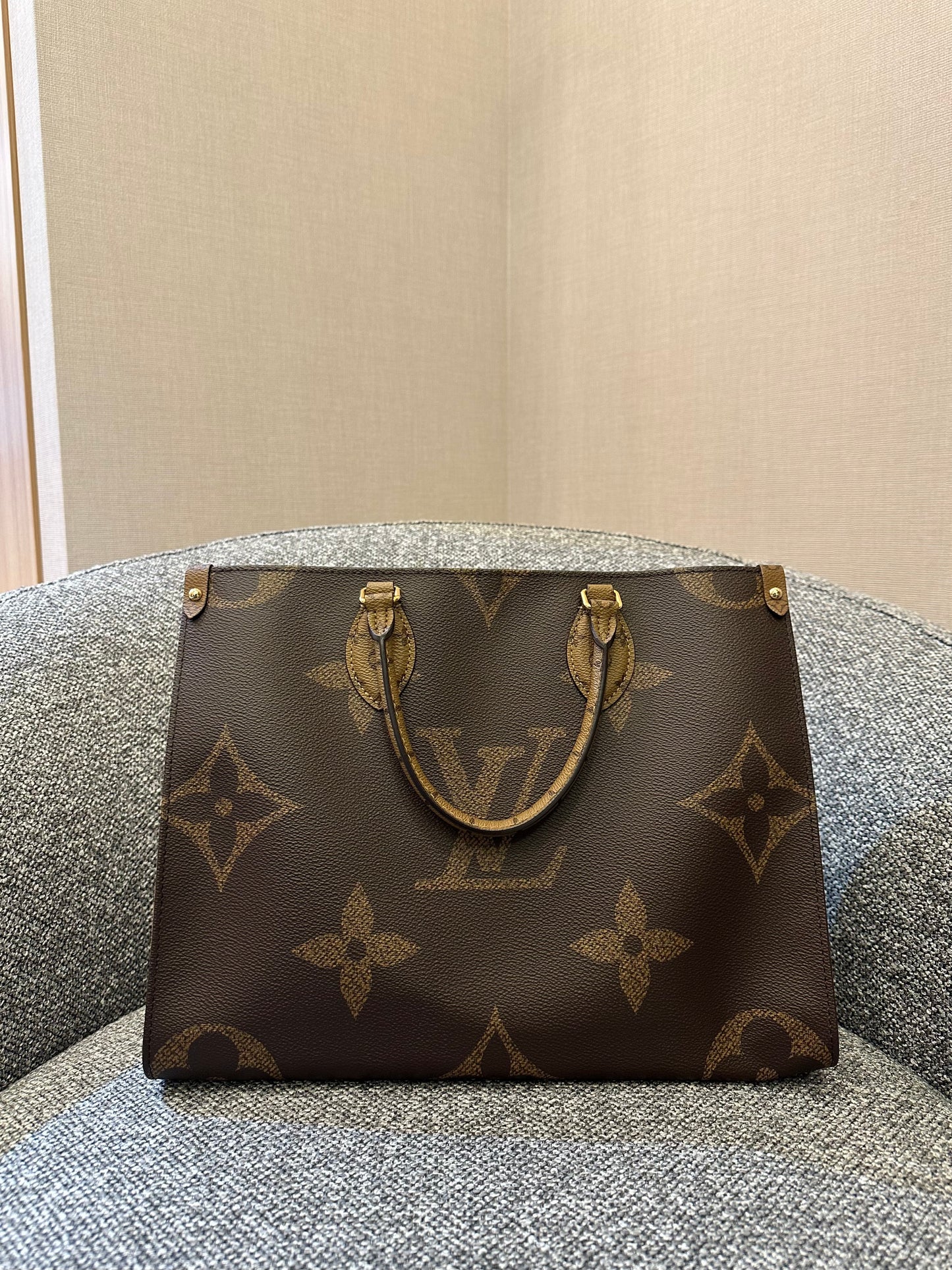 Louis Vuitton OnTheGo MM In Reverse Monogram Giant Canvas