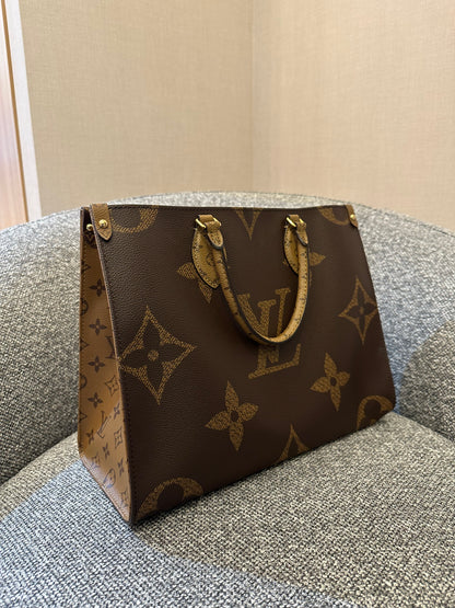 Louis Vuitton OnTheGo MM In Reverse Monogram Giant Canvas