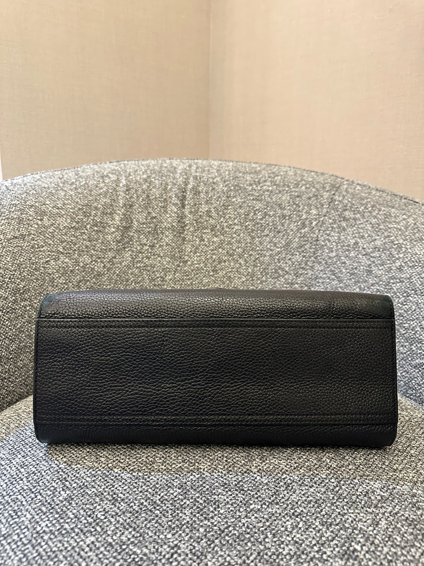 Gucci GG Marmont Top Handle Bag in Black Leather