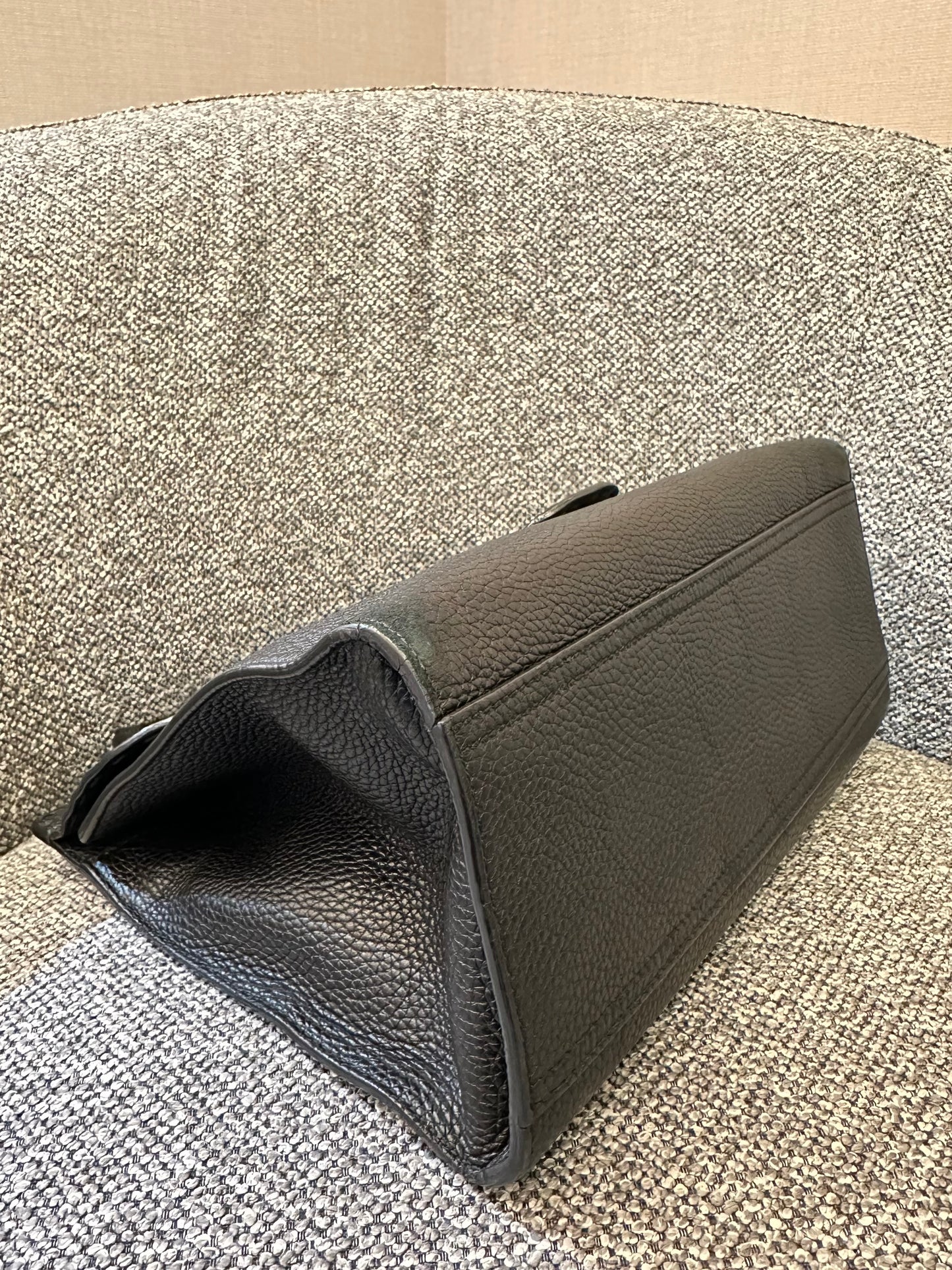 Gucci GG Marmont Top Handle Bag in Black Leather