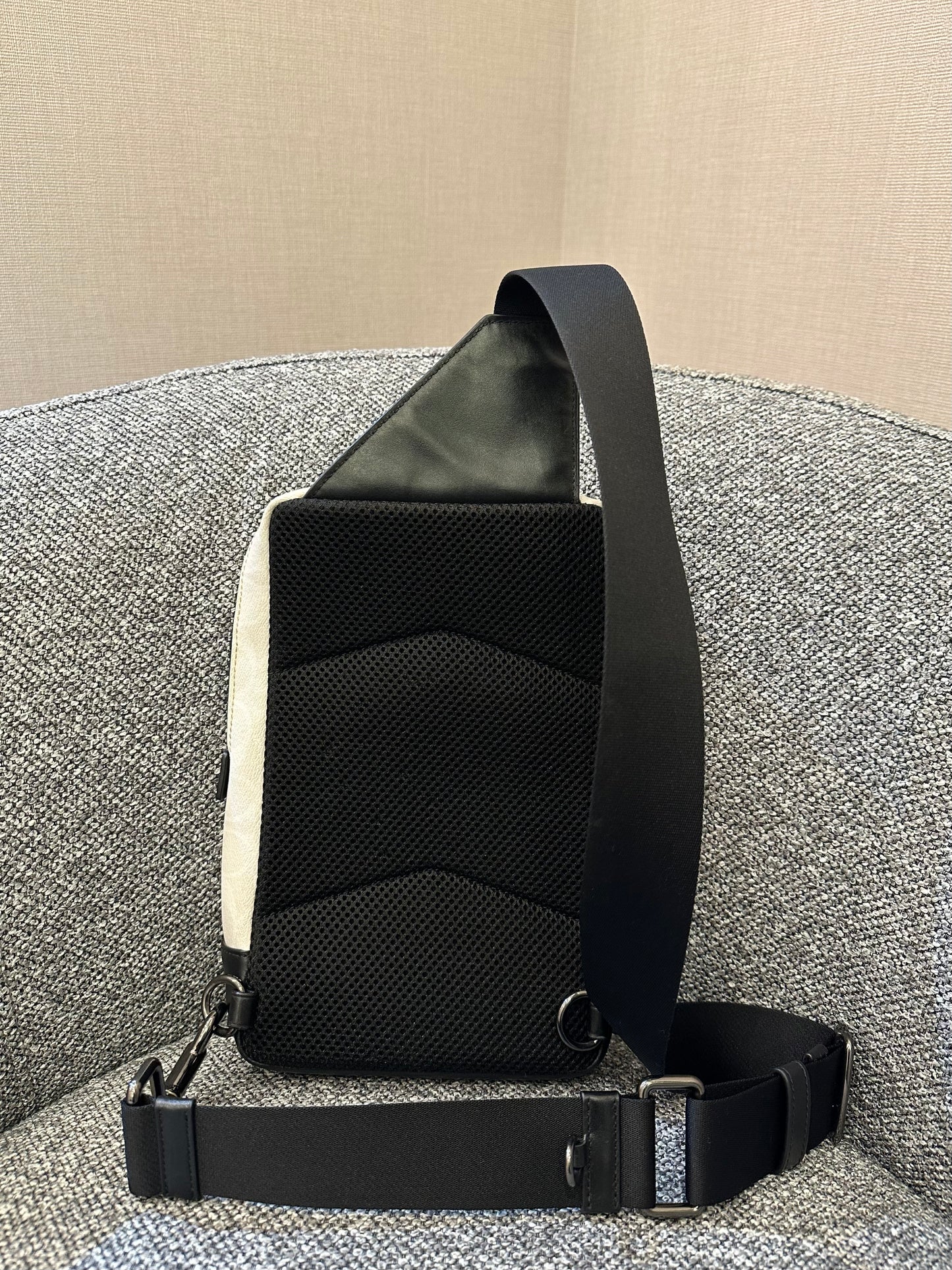 Coach Turner Pack in Signature Coated Canvas