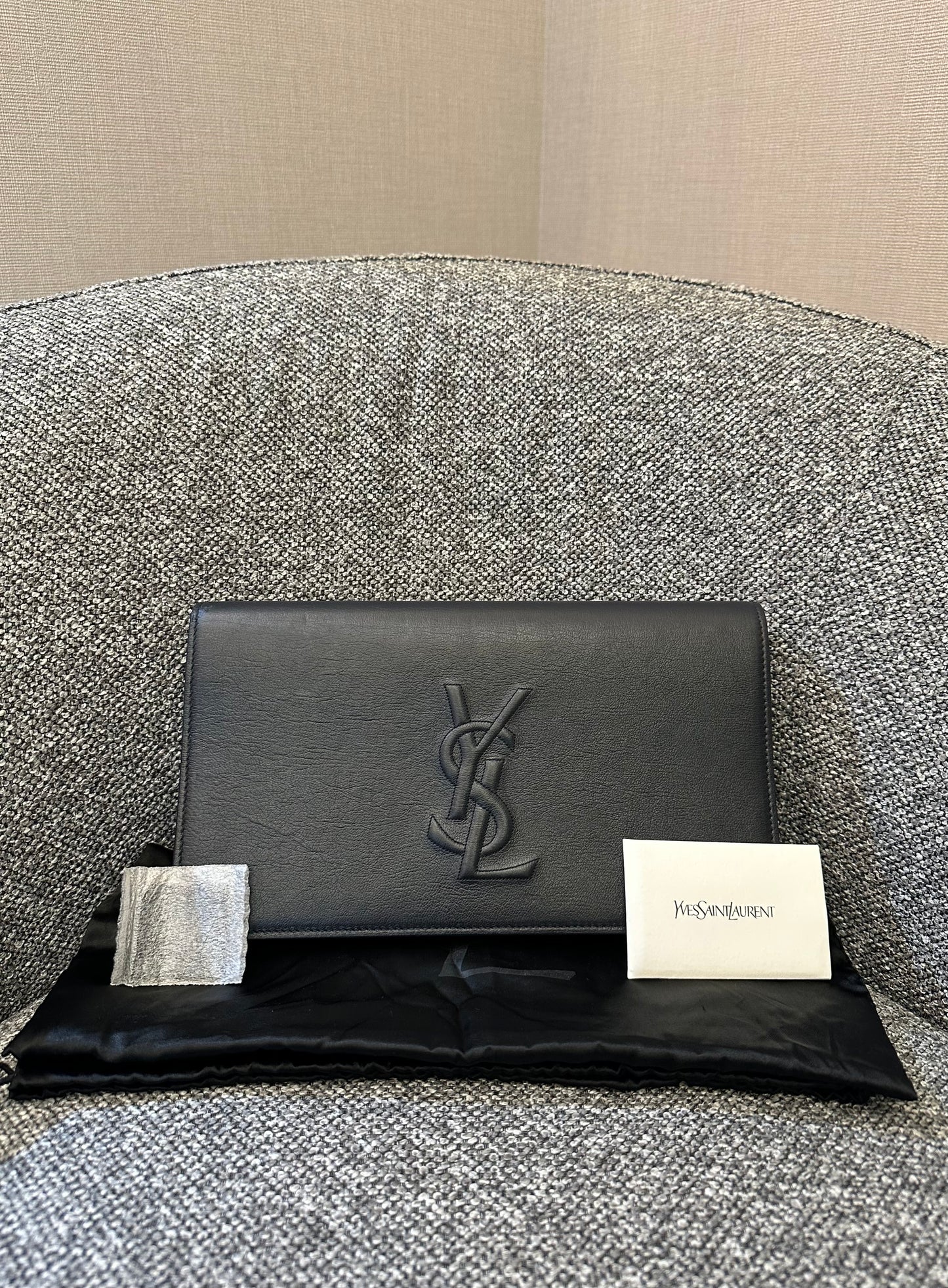 Yves Saint Laurent Belle De Jour Clutch in Navy Blue Leather