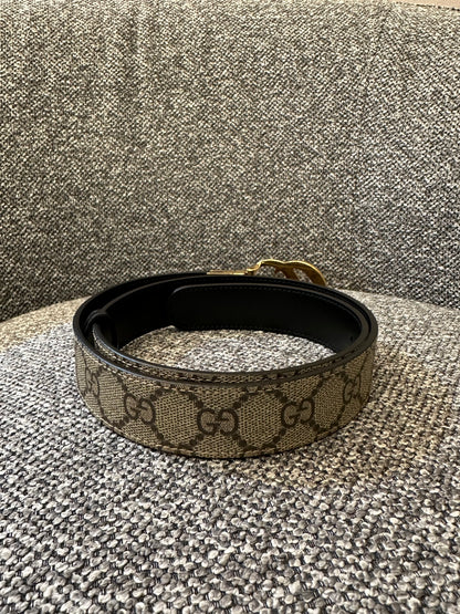 Gucci GG Marmont Reversible Belt in Beige and Ebony Canvas Leather