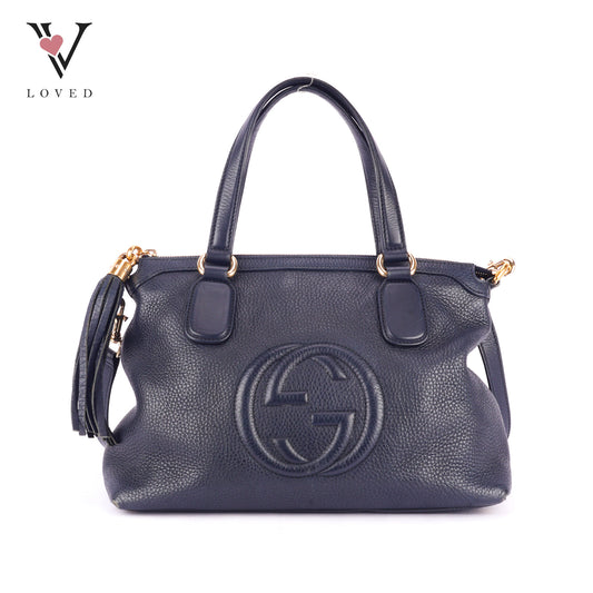 Gucci Soho Top Handle Bag in Black Grained Leather