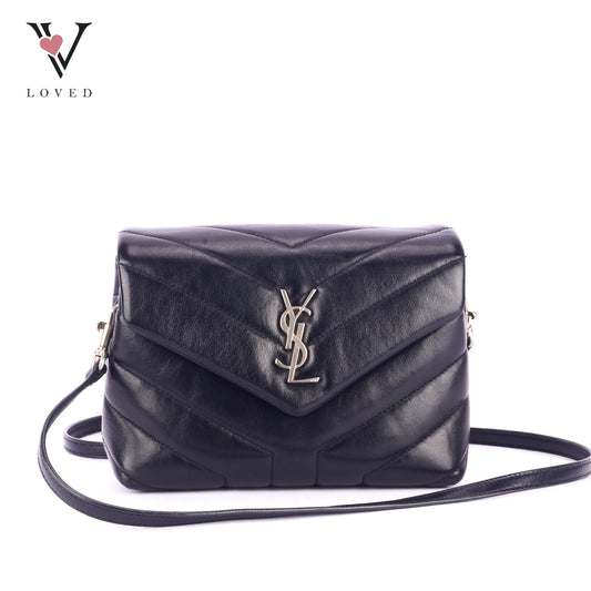 Yves Saint Laurent Toy Loulou Shoulder Bag in Black Quilted Leather