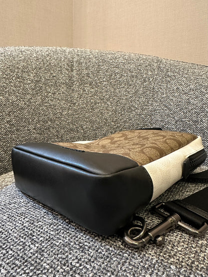 Coach Turner Pack in Signature Coated Canvas