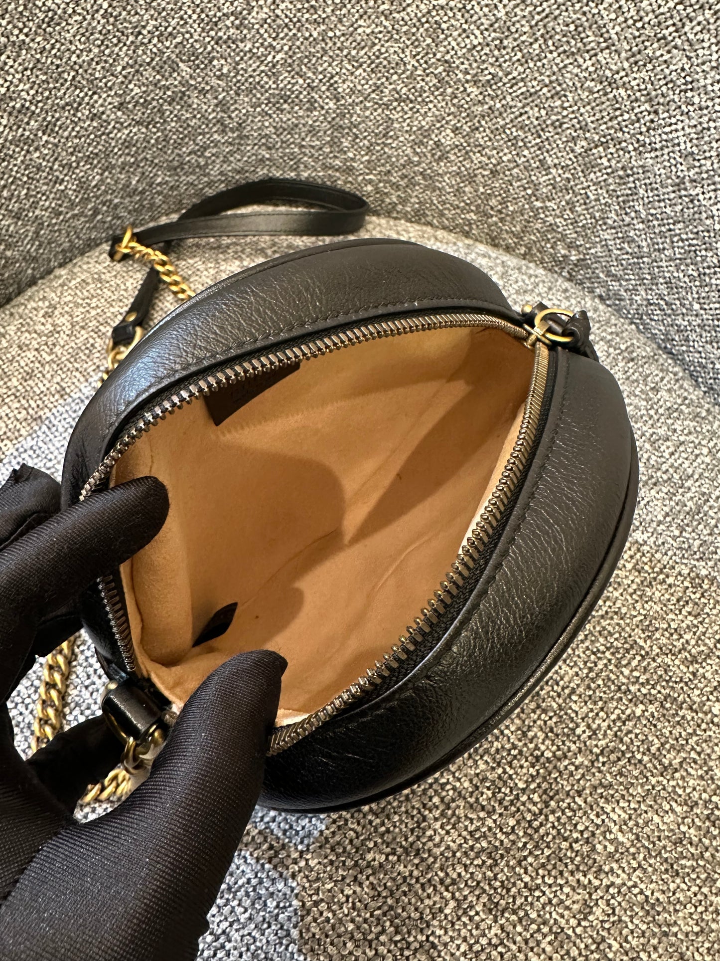 Gucci GG Marmont Round Shoulder Bag in Black Matelassé Leather