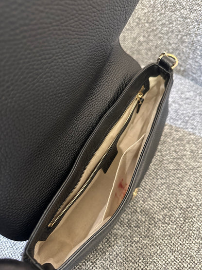 Gucci Soho Flap Crossbody Bag in Black Pebbled Leather