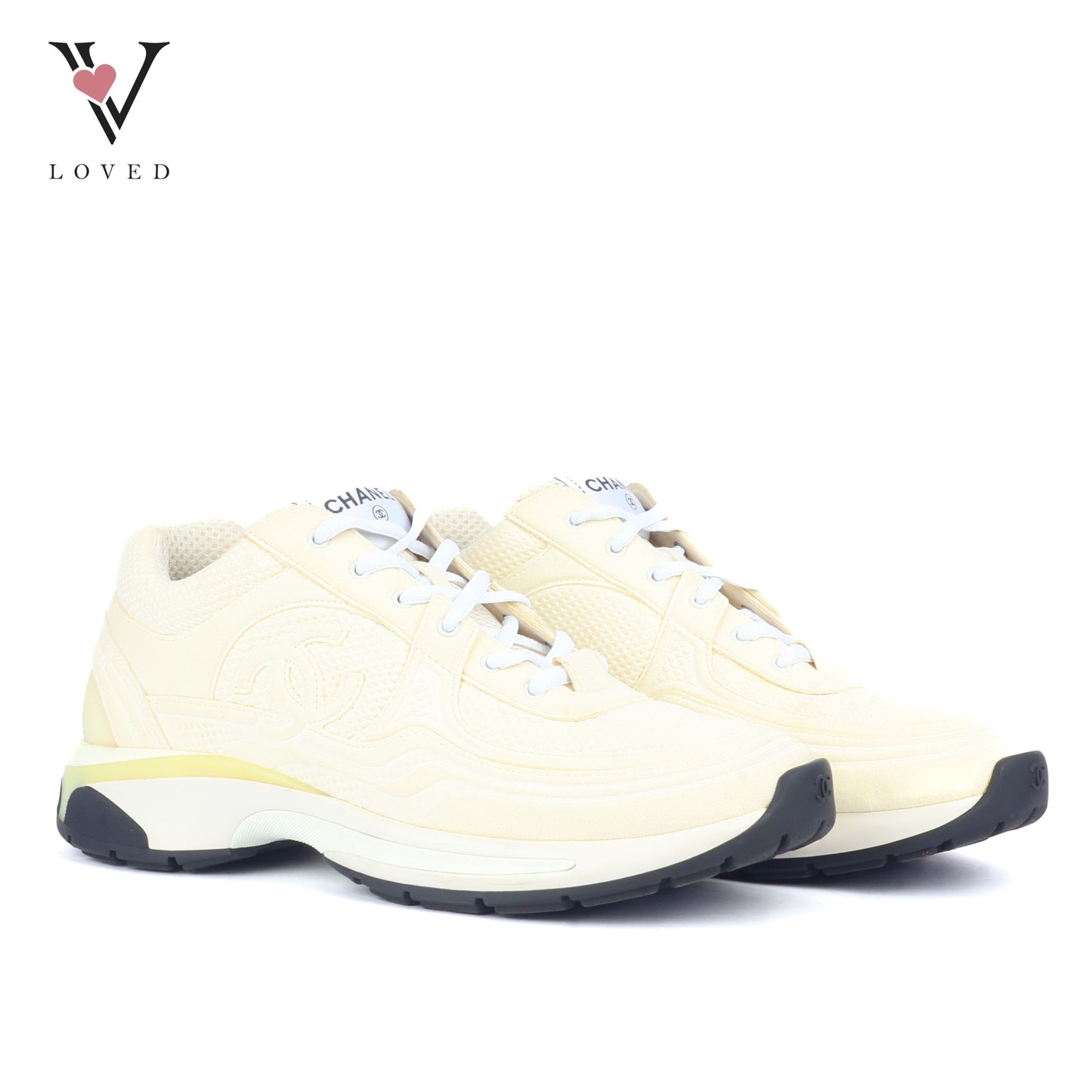 Chanel 24s Sneakers in White Fabric and Leather