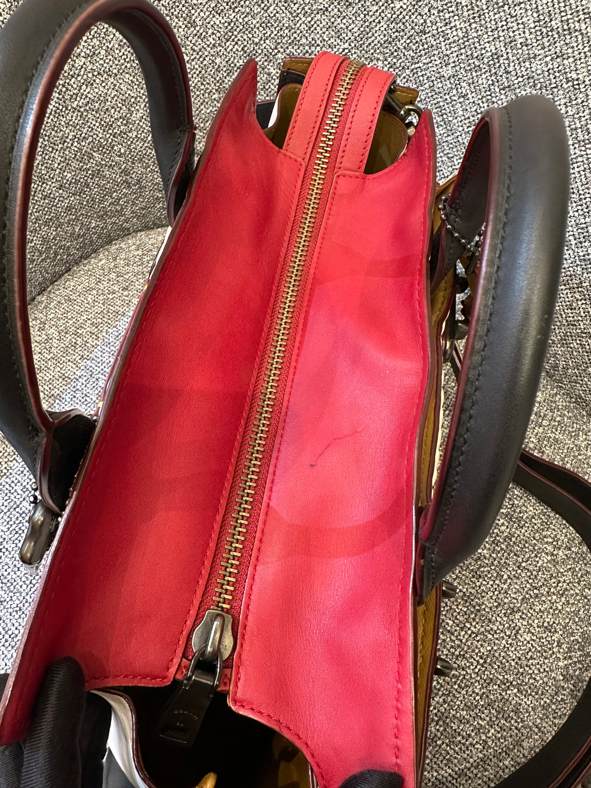 Coach Double Swagger With Coloblock Quilting And Studs